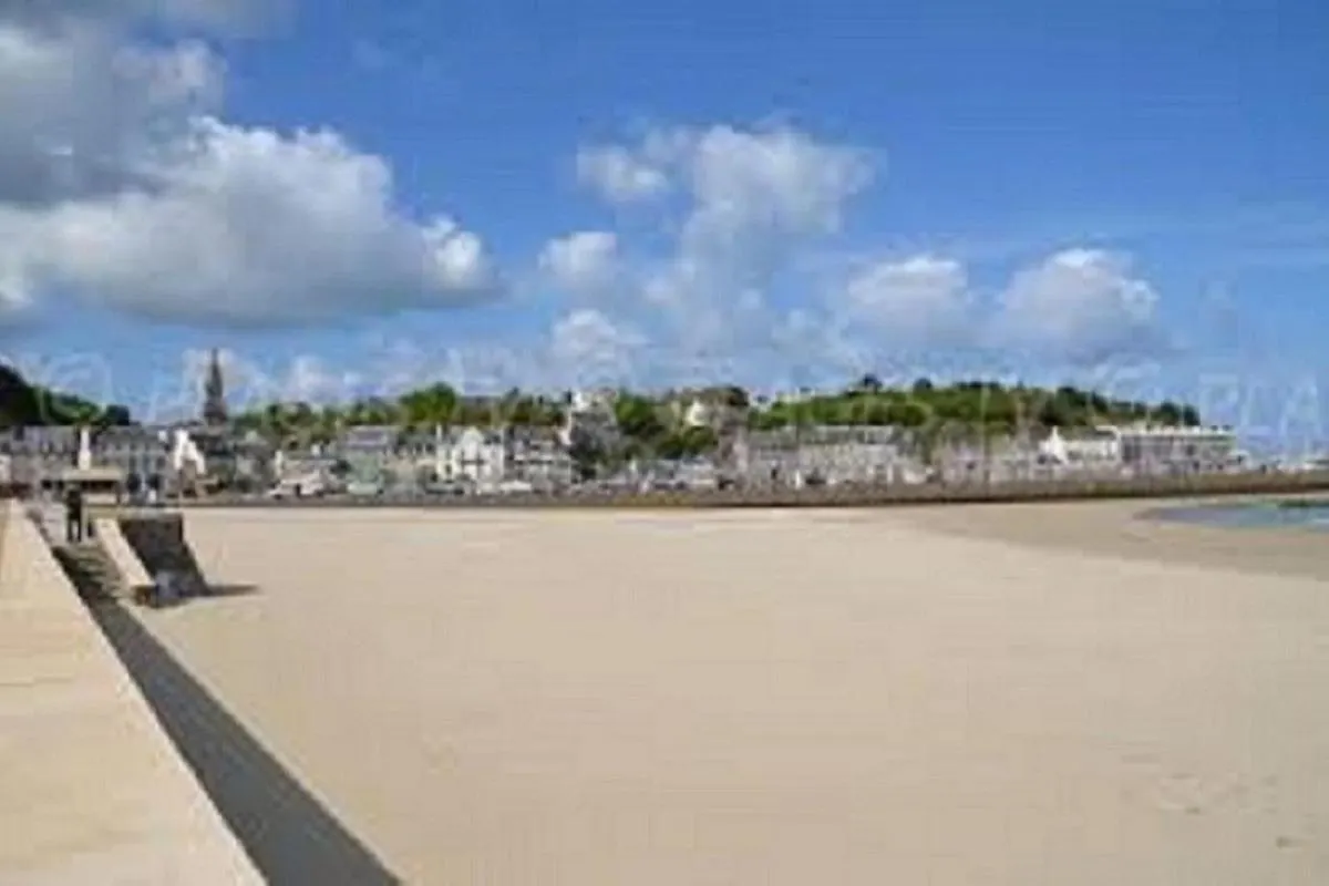Apartment Au Bruit Des Vagues France
